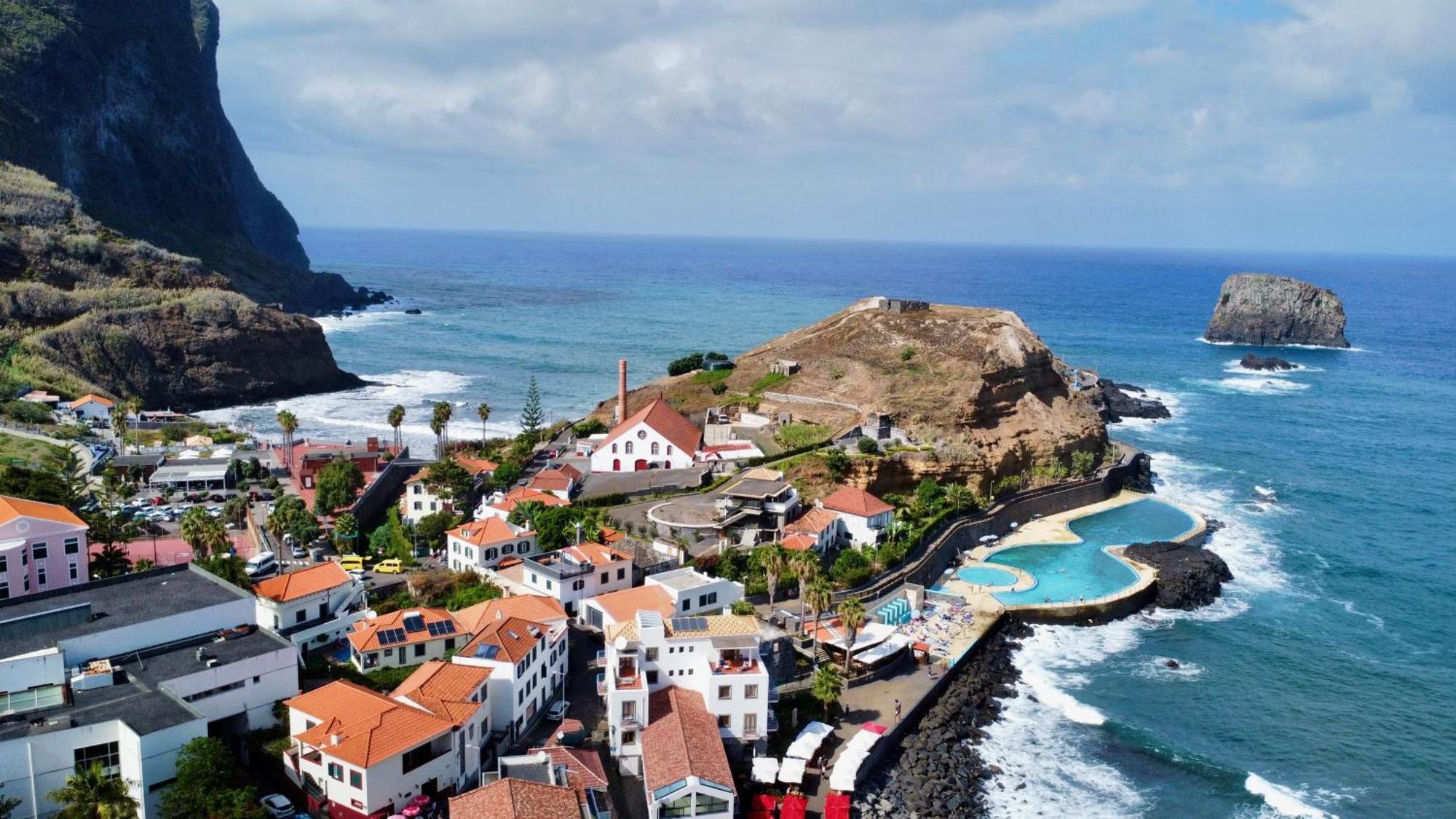 Sea Breeze Apartment Porto Da Cruz